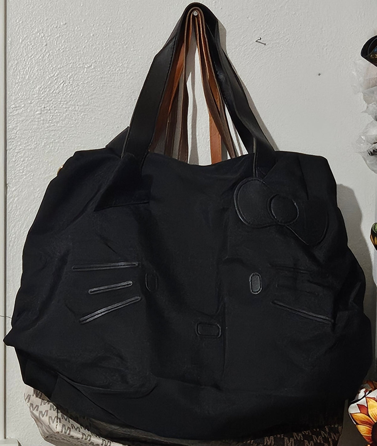 Lg HK Tote Bag